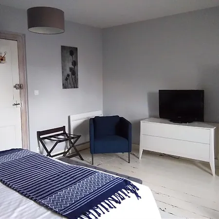 Le Domaine Du Cormier 3* אורוואולט