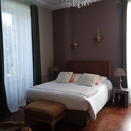 Le Domaine Du Cormier אורוואולט